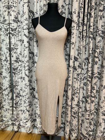 BEIGES SOMMERKLEID