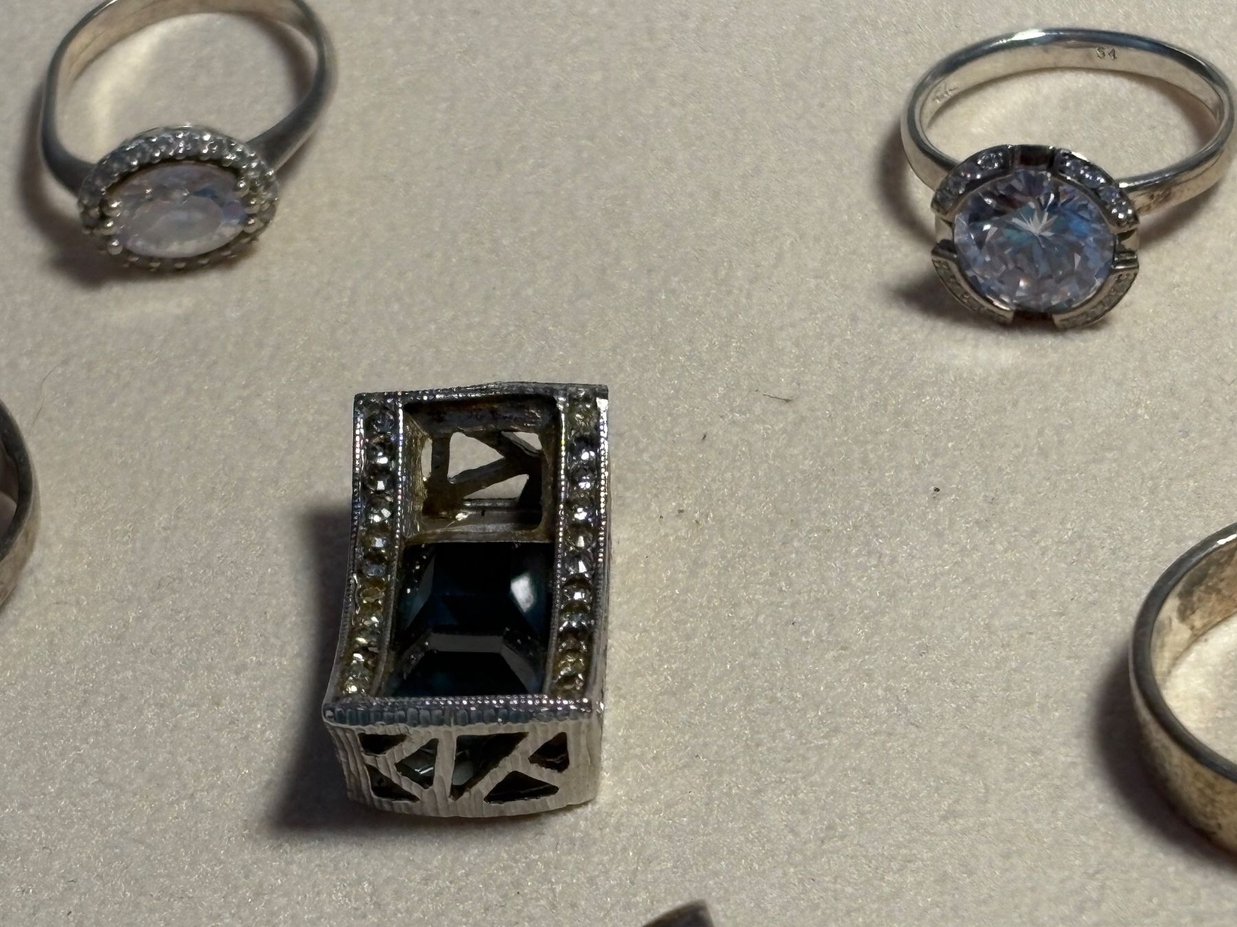 Altri gioielli: 50 Gramm 925 Silberschmuck gemischt – Usato da St. Peterzell venduto da verena40 2
