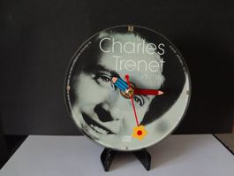 Horloge montée sur un CD, Charles Trénet  - avec support.