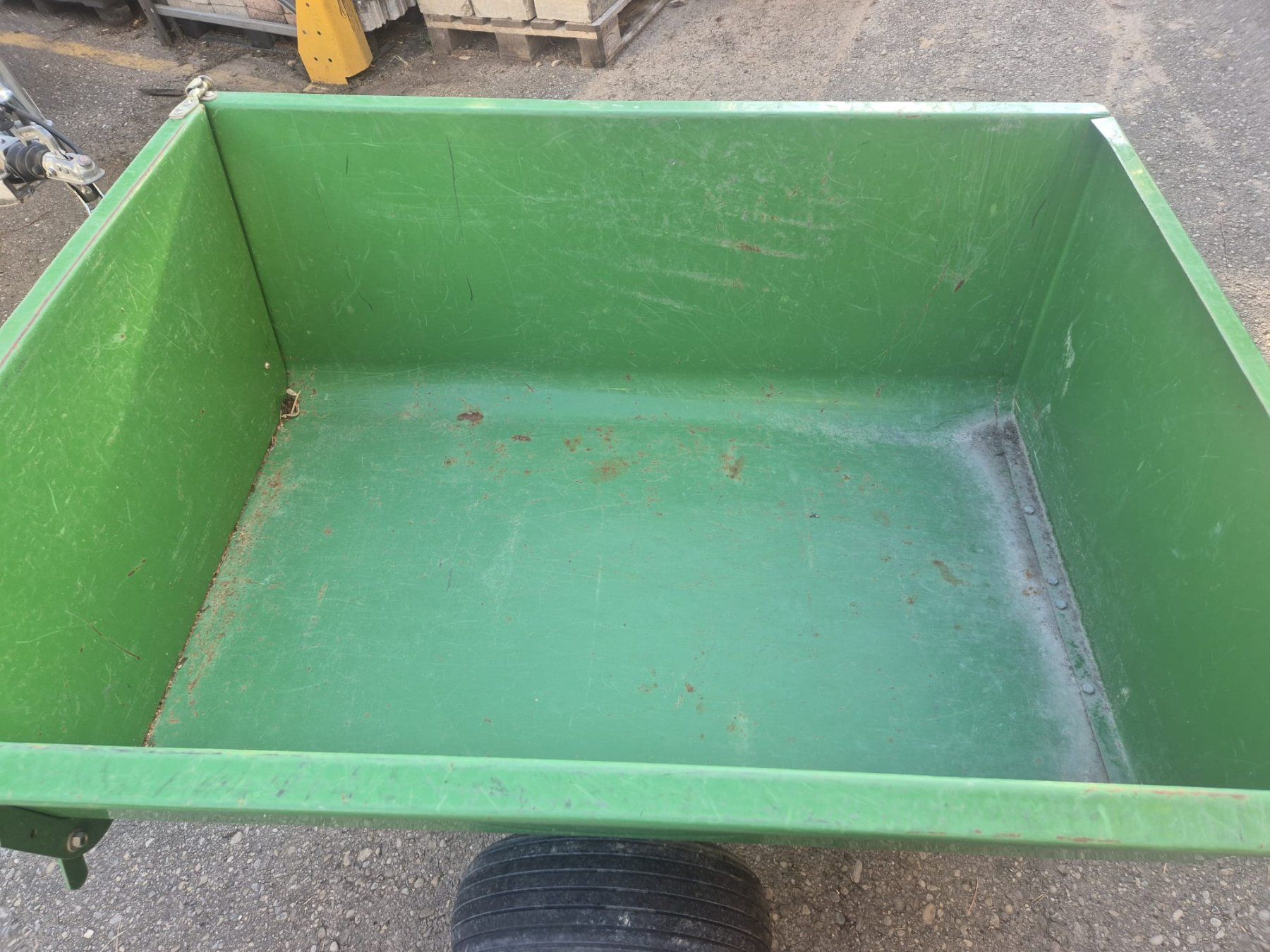 John Deere Rimorchi: John Deere Kippanhänger Typ 15 – Usato da Niederglatt ZH venduto da Hinti50 2