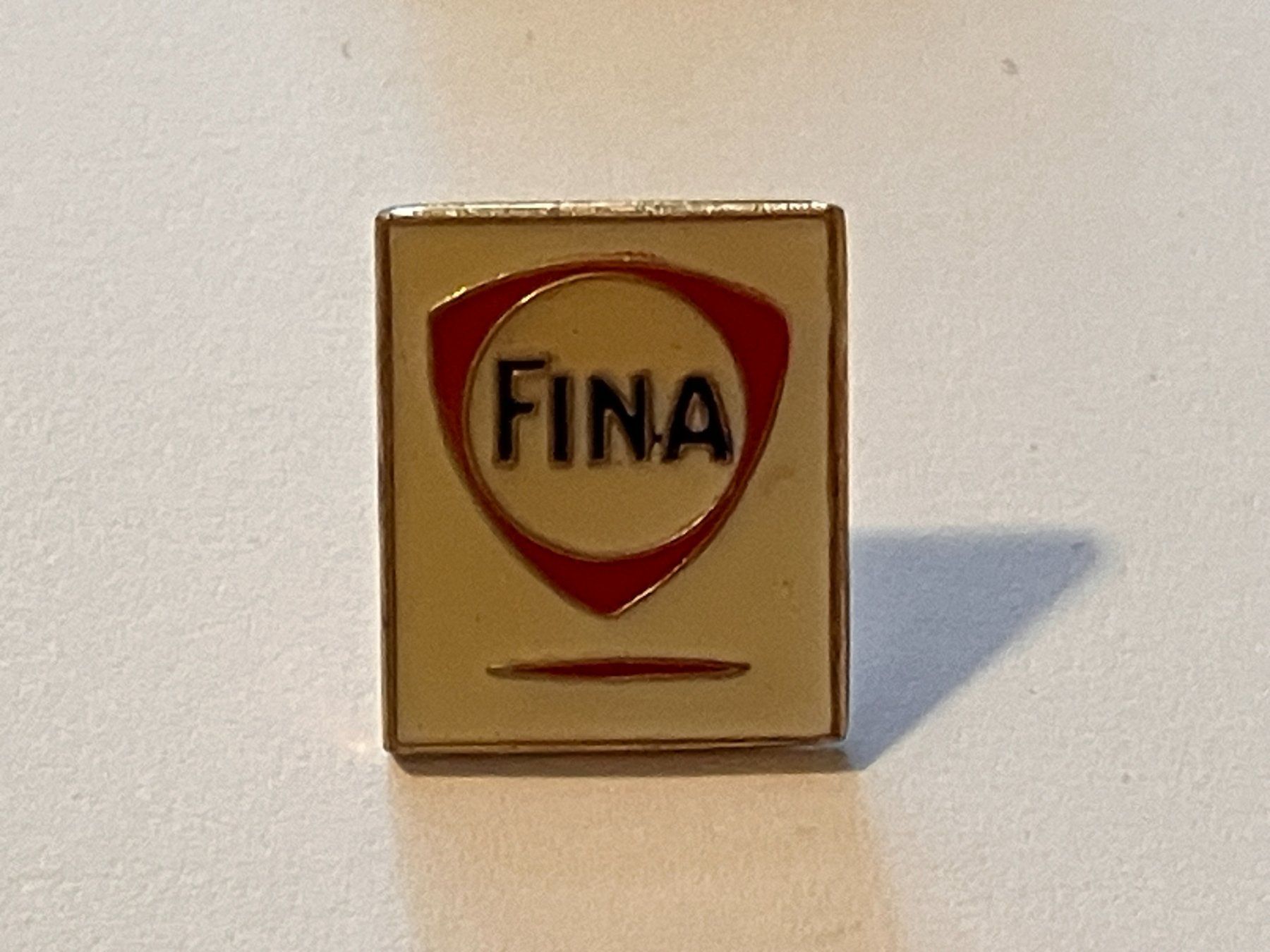 Placchette & Badge: 1 Pin Fina – Usato da Basel venduto da djwwpp
