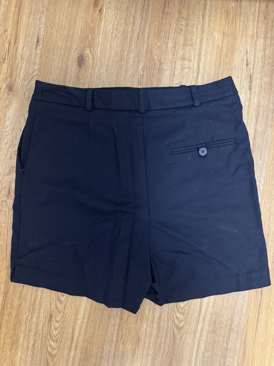 Zara Pantaloni: Zara Shorts, Dunkelblau, Grösse S – Nuovo (secondo la descrizione) da Lachen SZ venduto da nathiisch 1