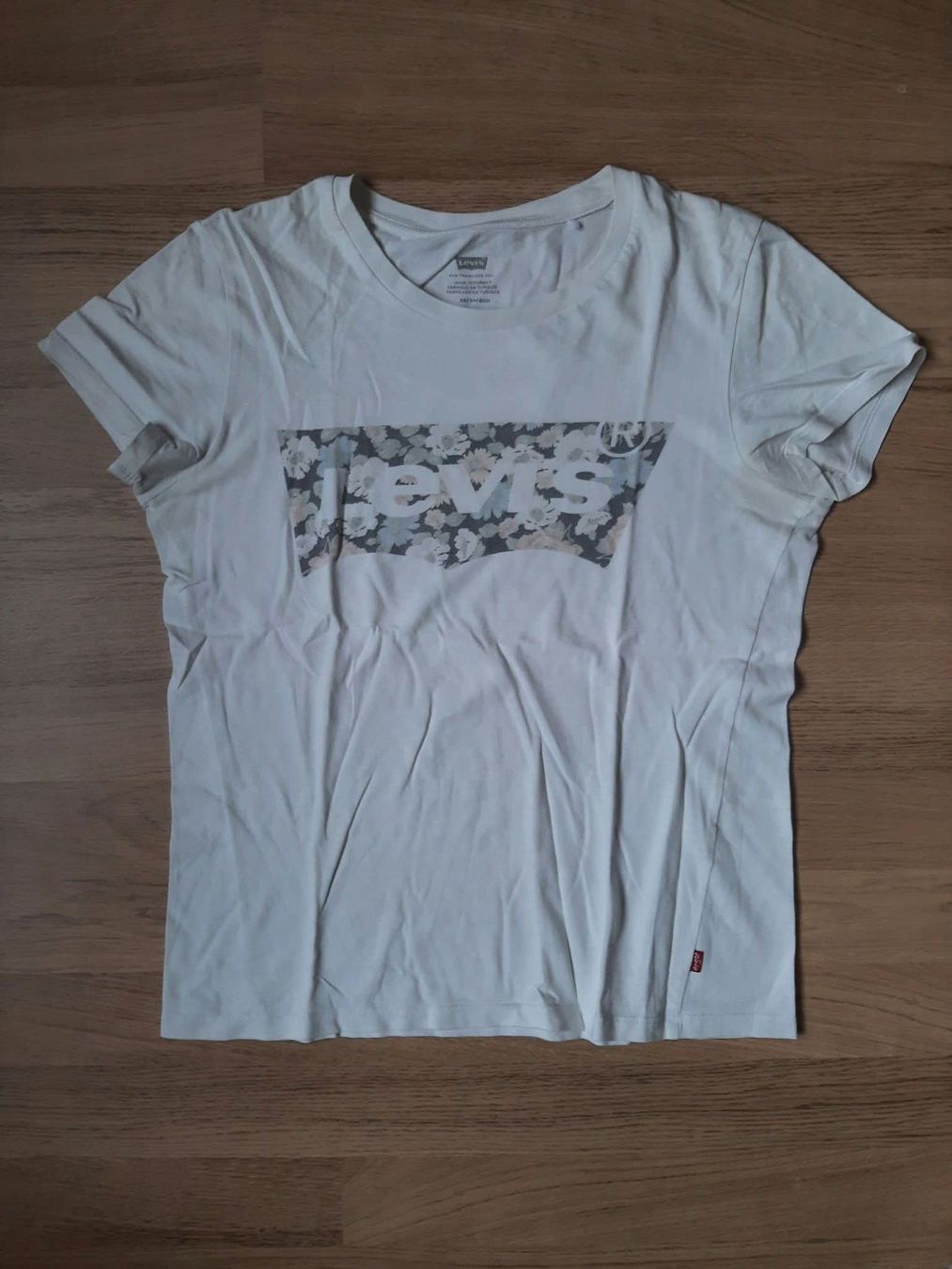 Levi's T-shirt: T-shirt Levis – Usato da Neuchâtel venduto da col_6rbm