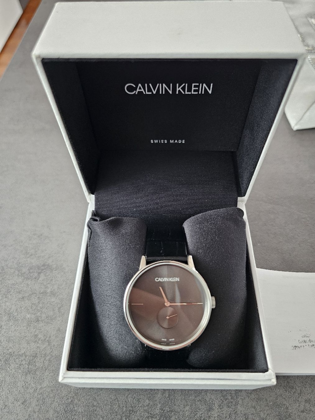 Calvin Klein Orologi: Calvin Klein Uhr K2Y211C3 – Nuovo e nell'imballaggio originale da Roggwil BE venduto da val_cqv7 1
