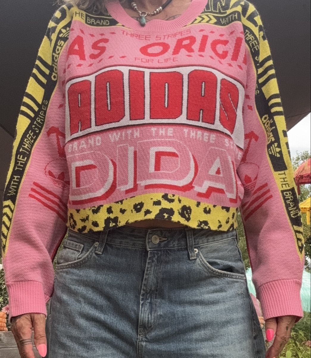 Adidas Maglioni & Felpe: Pullover von ADIDAS / Grösse: 40  – Usato da hendschiken venduto da hippielfe