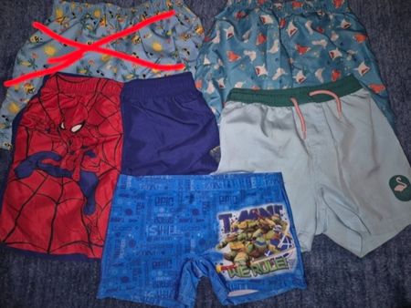 Badehose Gr. 134/140 / 4 Stk