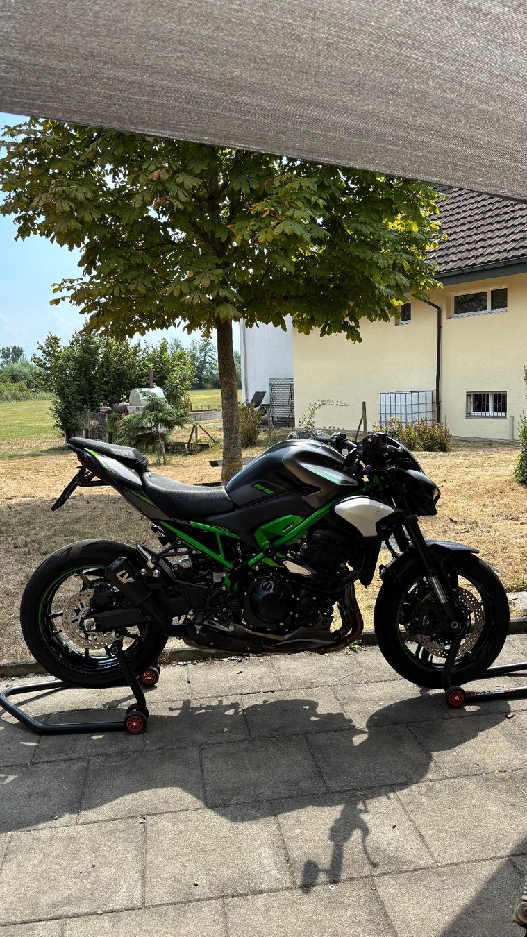 Kawasaki Strada: Kawasaki Z900 – Usato da Buochs venduto da buochser6 4