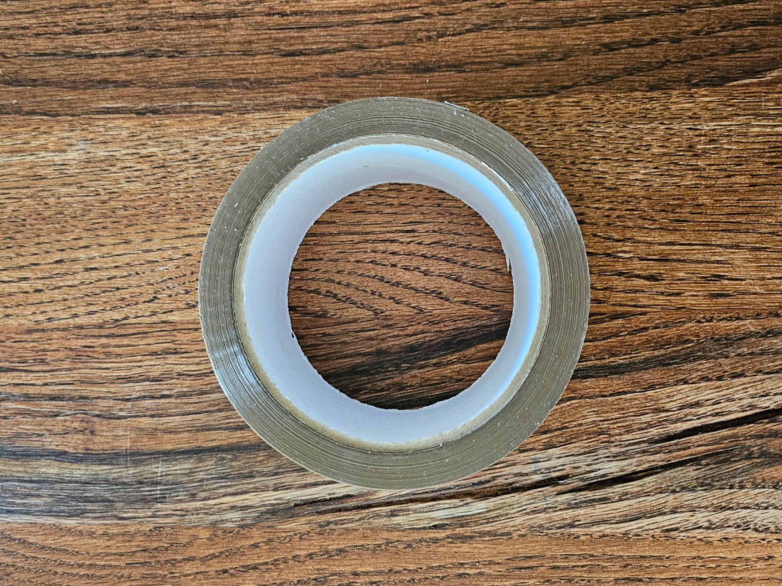 Altro materiale per ufficio: Klebeband braun 50mm – Nuovo (secondo la descrizione) da Zürich venduto da natalos 1