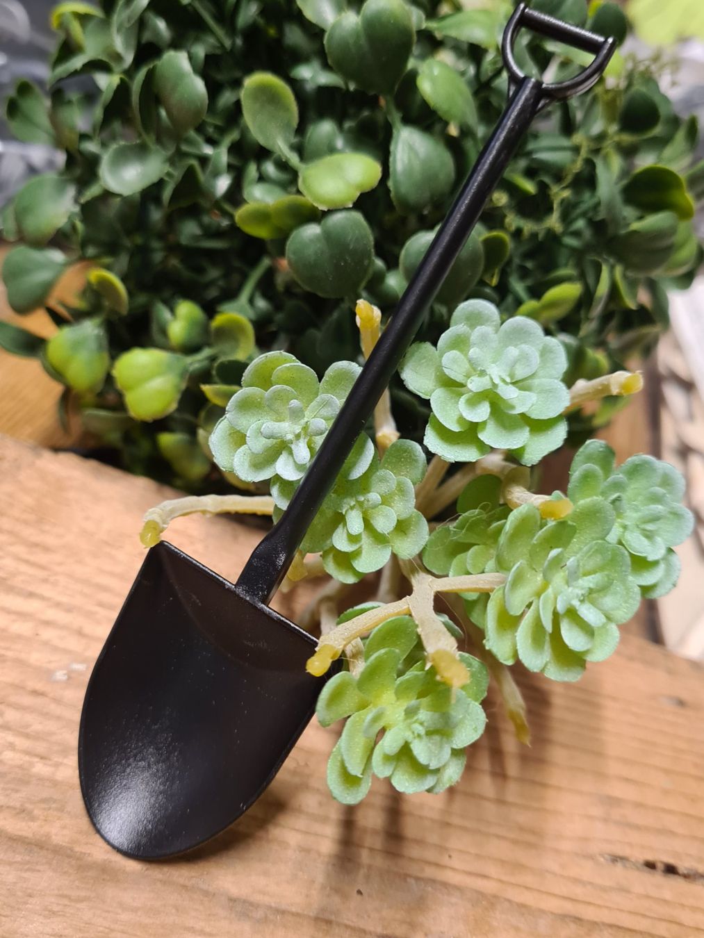 Tutte le decorazioni: 5 Mini Deko Schauffeln / Basteln& Floristik- ca.12 cm. – Nuovo e nell'imballaggio originale da Amriswil venduto da kleindeko 2