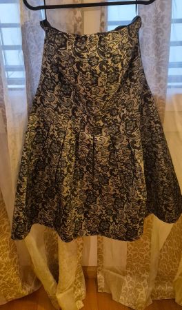 Robe bustier Esprit argent et noire, taille 40