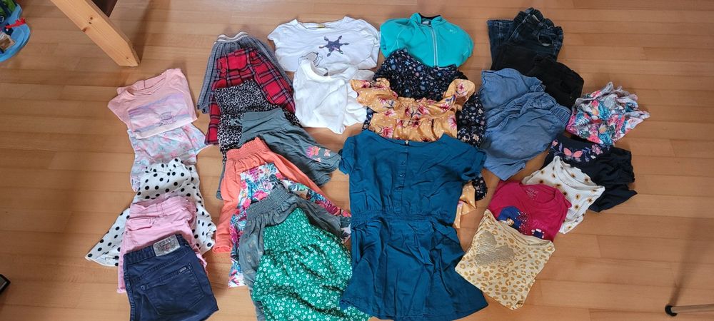 Lot De Vêtements Fille 10-12 Ans - Multicouleur, Occasion En Très Bon état, Parfait Pour Renouveler La Garde-robe