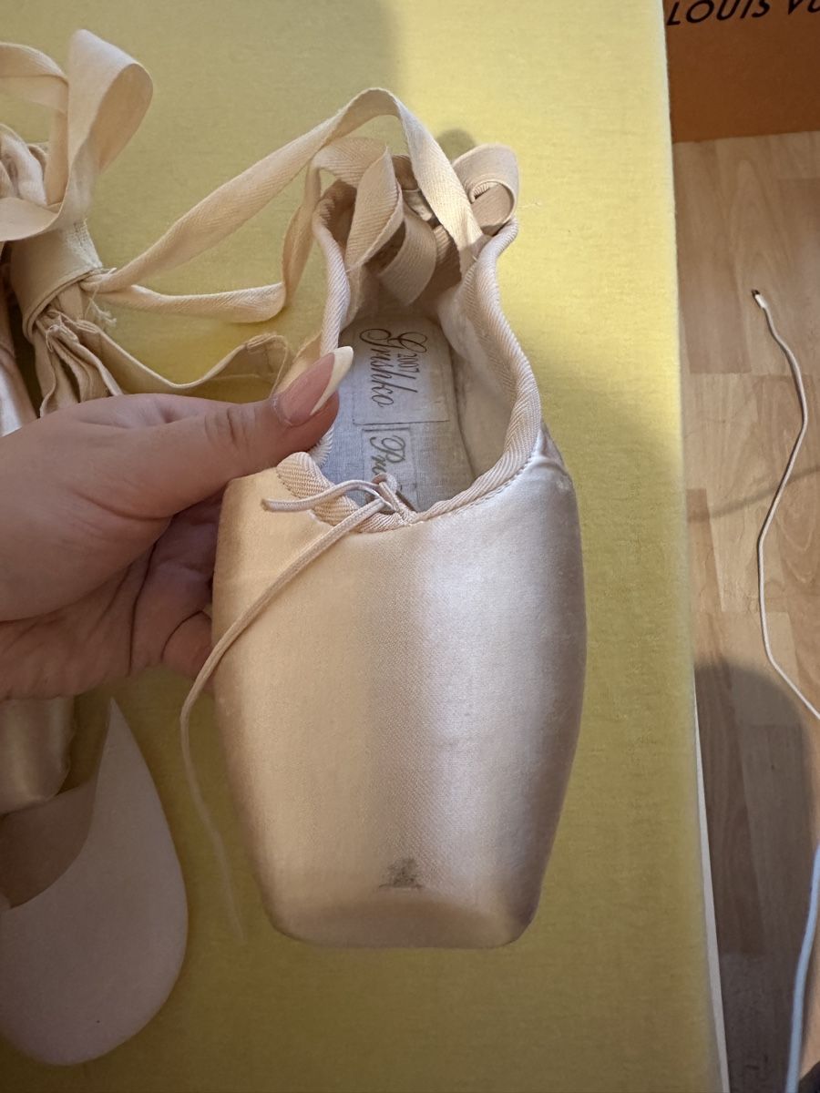 Damenschuhe: Ballet Spitzenschuhe  – Gebraucht aus Zollikofen von dad_y9xm 2