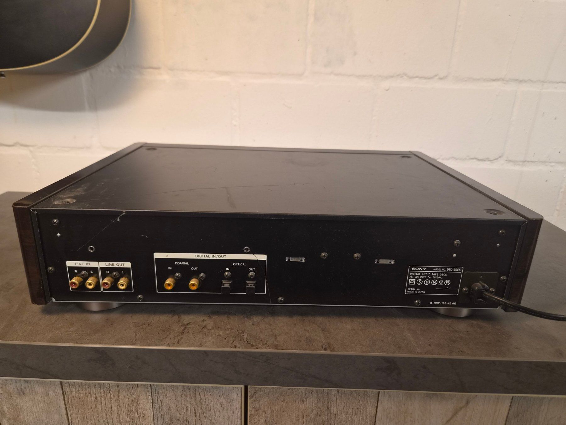Cassettes audio: Sony Audio Digital Tape Deck DTC 59ES – D'occasion à Therwil par DrLou 3