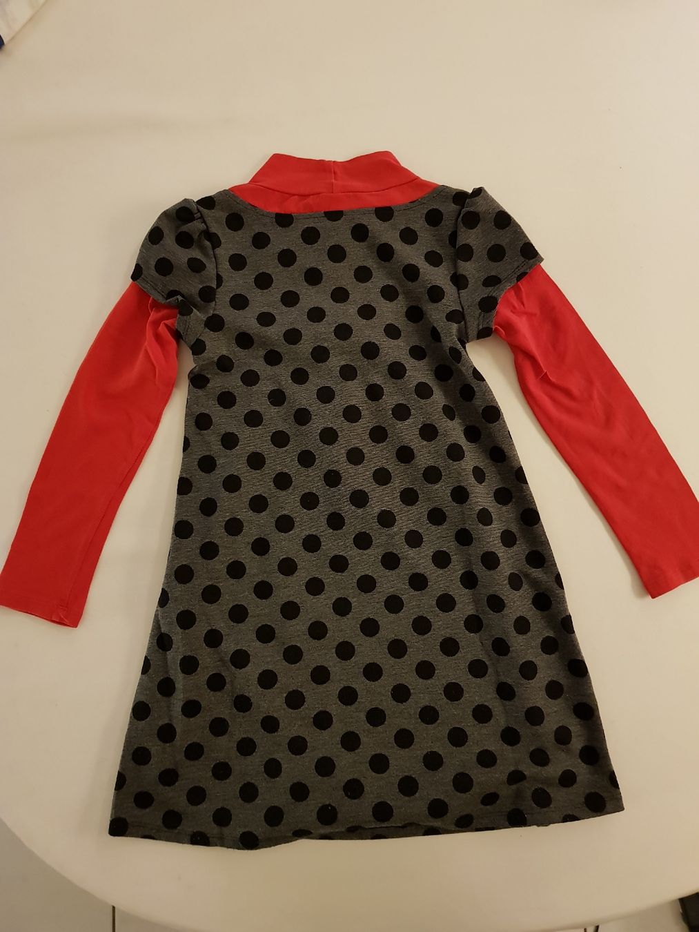 Robes et jupes: robe – D'occasion à Hermance par Triplebizzo 1