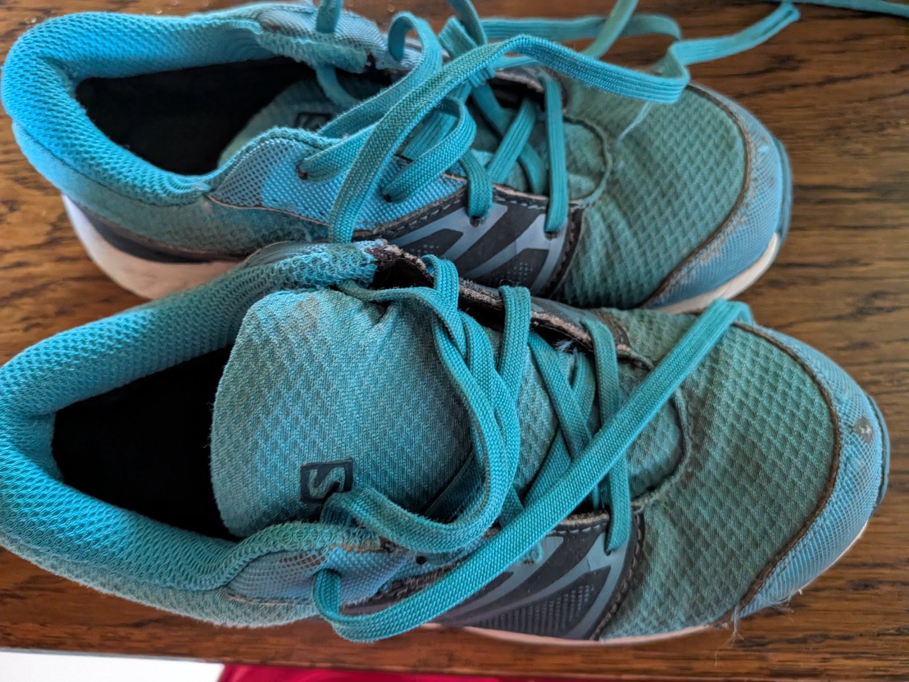 Scarpe per ragazzi: Salomon Kinder schuhe Gr. 31 – Usato da Einsiedeln venduto da Nadin27 3