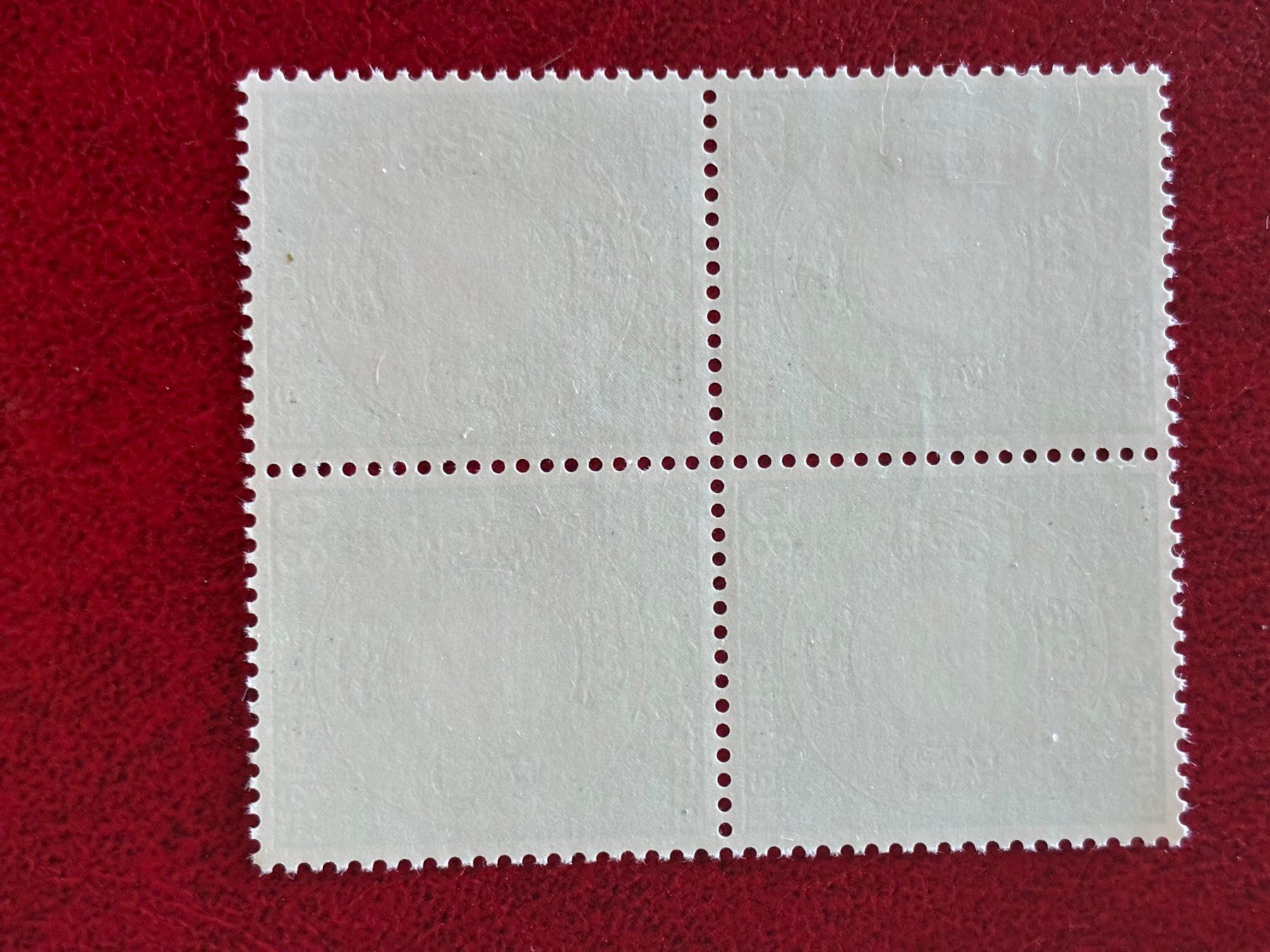 Tutti i francobolli: EROPA.1976. Bloc de 4. Variété Nr.577.pf. ET** – Usato da Lausanne venduto da Choc-di.63 2