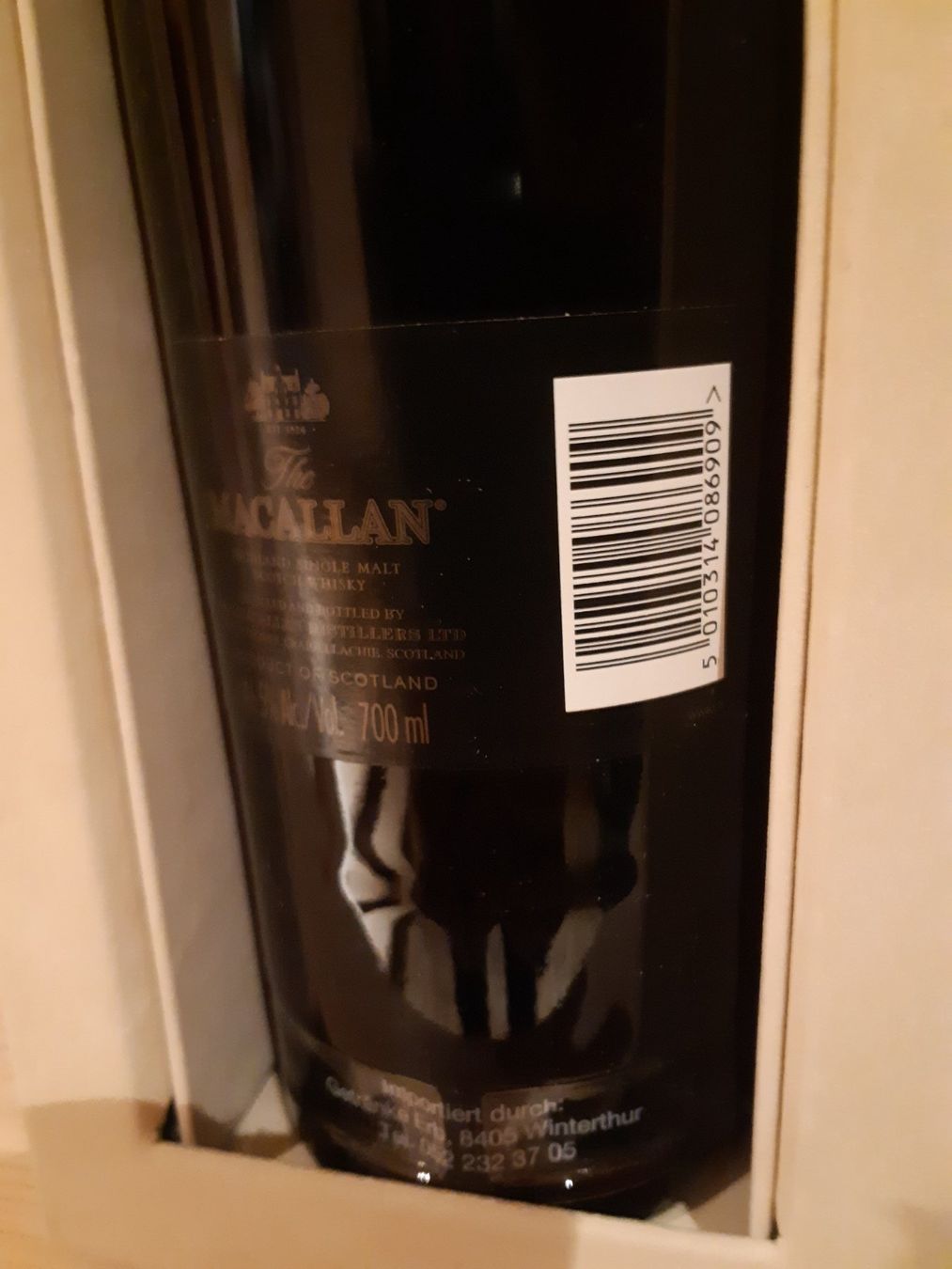 Macallan Bevande alcoliche: Macallan Oscuro 1824 – Nuovo e nell'imballaggio originale da Grindelwald venduto da carro5 4