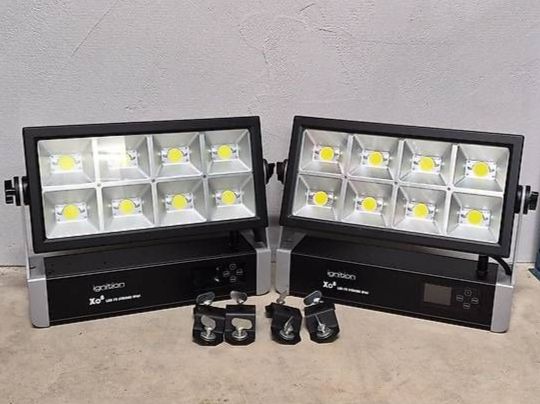Lampen: 2x Ignition Xo8 LED FX Strobe IP65 800W – Gebraucht aus Krauchthal von Sigla 1