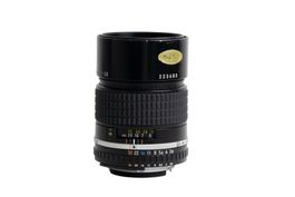 NIKON 135mm 2.8 Objektiv