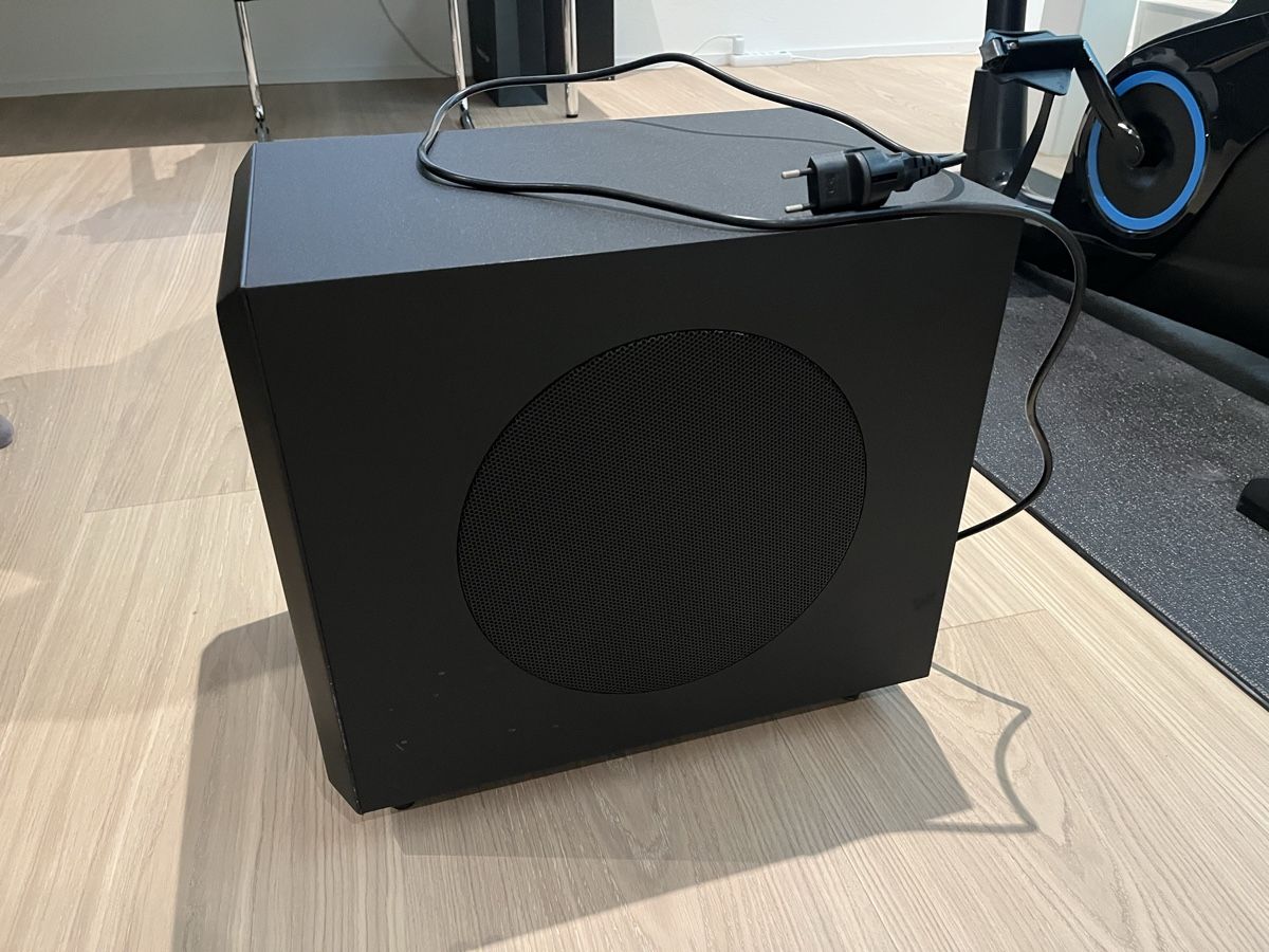 Teufel Home cinéma: Teufel Set Cinebar inkl Subwoofer – D'occasion à Meilen par Blumenmeer86 7