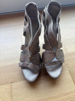 Robert Clergerie stiletto  - new in box size 38
