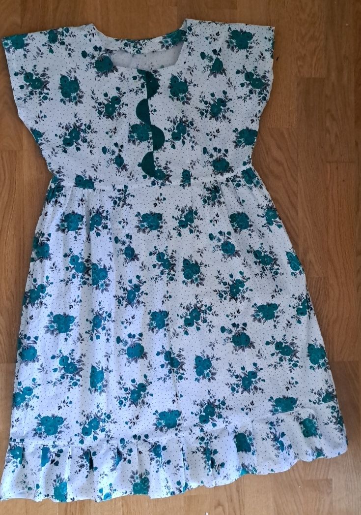 Kleider: Damen Kleid Blumenmuster Weiss M size – Neu (gemäss Beschreibung) aus Bern von mahilini
