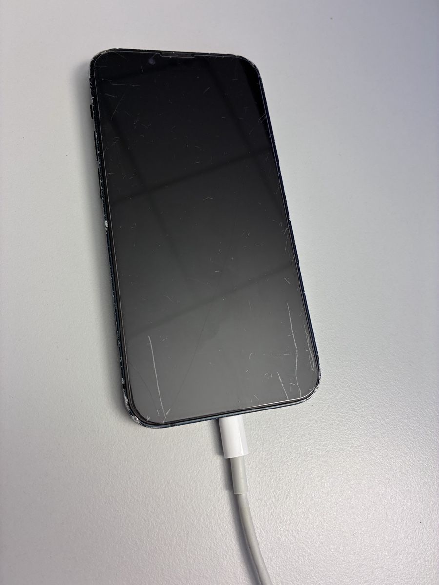 Apple Telefoni cellulari / Smartphones: iPhone 13 mini 128GB defekt – Difettoso da Yverdon-les-Bains venduto da Taikonauten 2