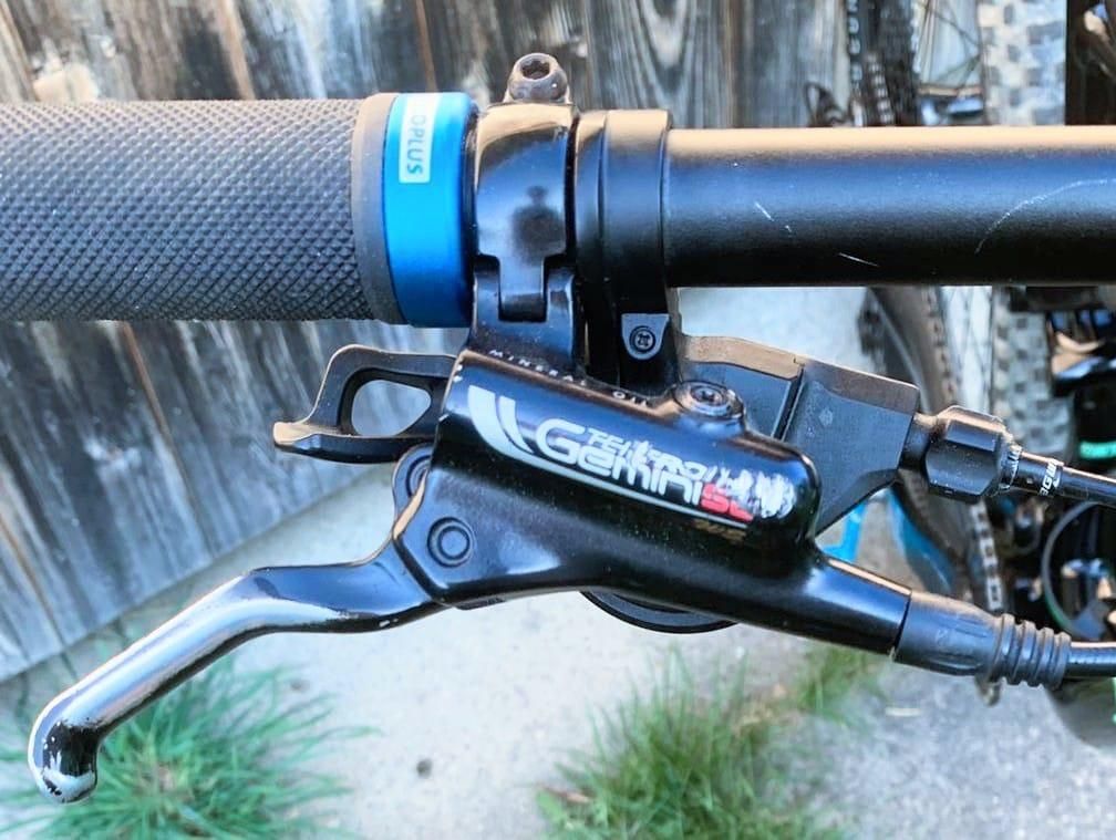 Specialized Velos: Mountainbike Specialized Womens Camber FSR 27.5 Grösse S – Gebraucht aus Langnau i. E. von  5