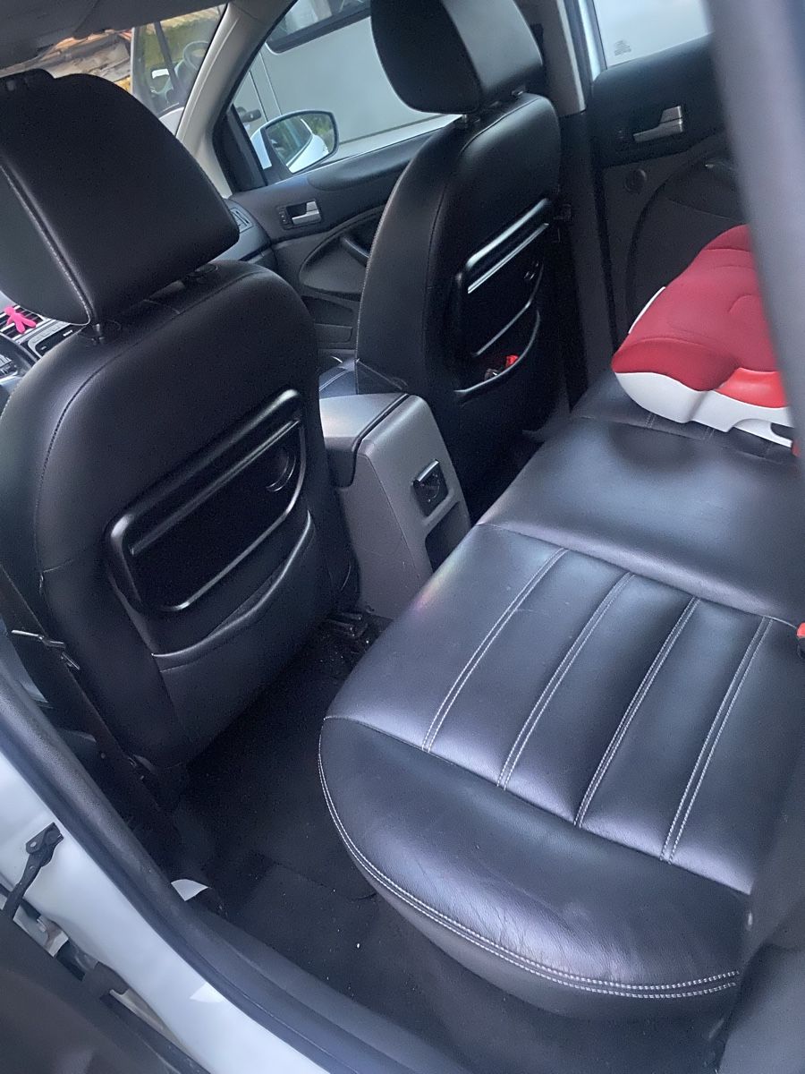Ford Autos: Ford Kuga 2.5t mit MFK – D'occasion à Trun par zel_sqk8 3