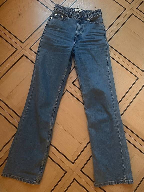 Jeans: Jeans Only – Usato da Solothurn venduto da mar_spc6
