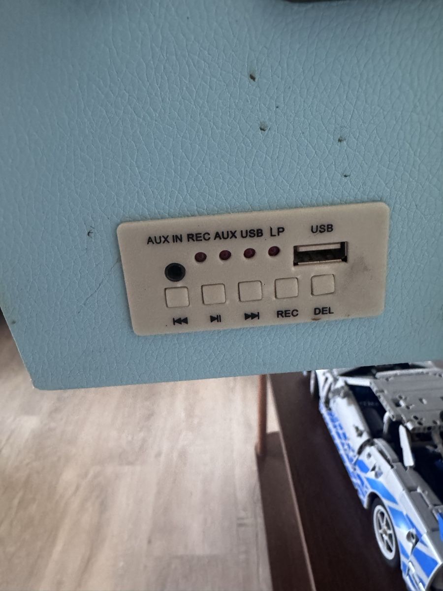 Plattenspieler: Retro turntable / plattenspieler – Gebraucht aus Oberglatt ZH von art_yjx6 2