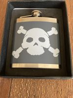 Edelstahl Flachmann mit Totenkopf - Neu & Unbenutzt! (54)