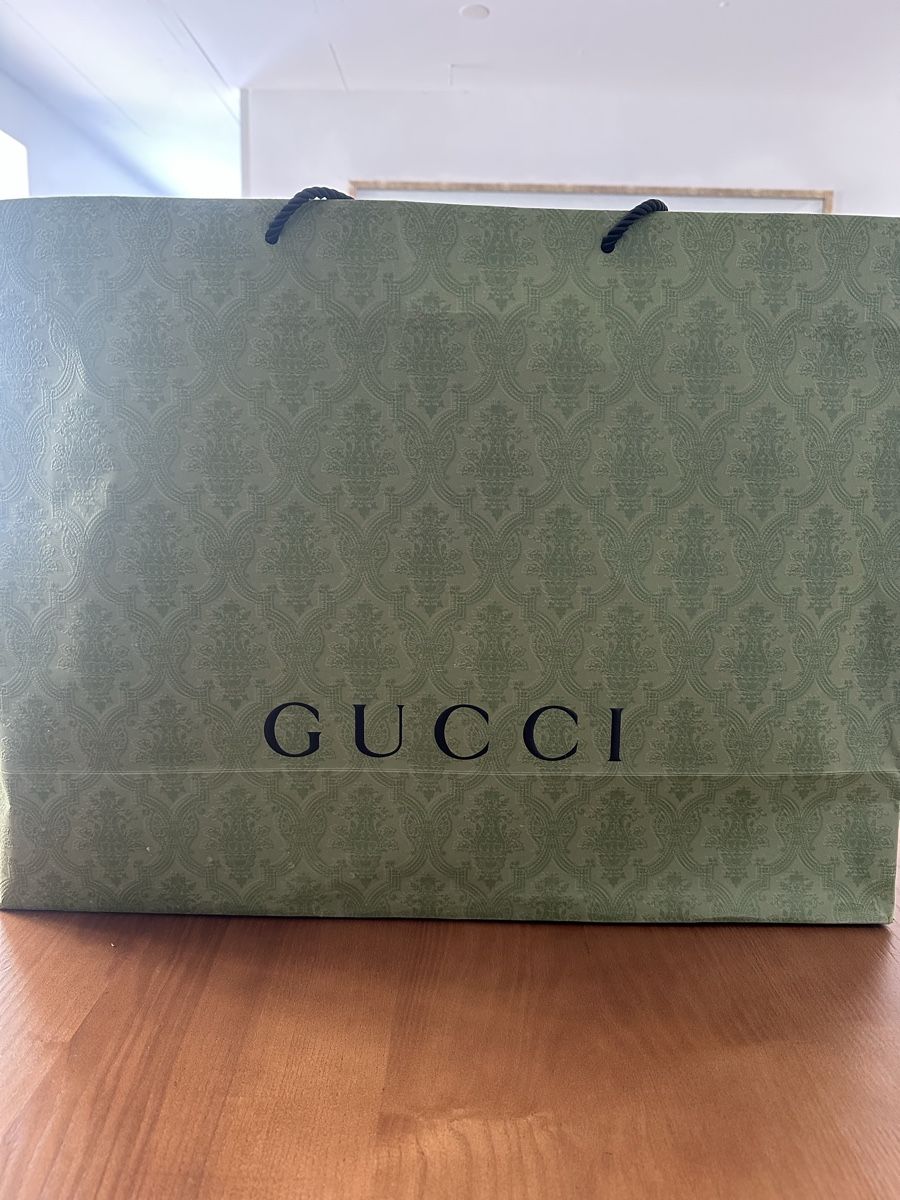 Gucci Zaini: Large Gg Supreme Canvas Backpack With Leather Accents – Usato da Walperswil venduto da 1pe_2rbz 7