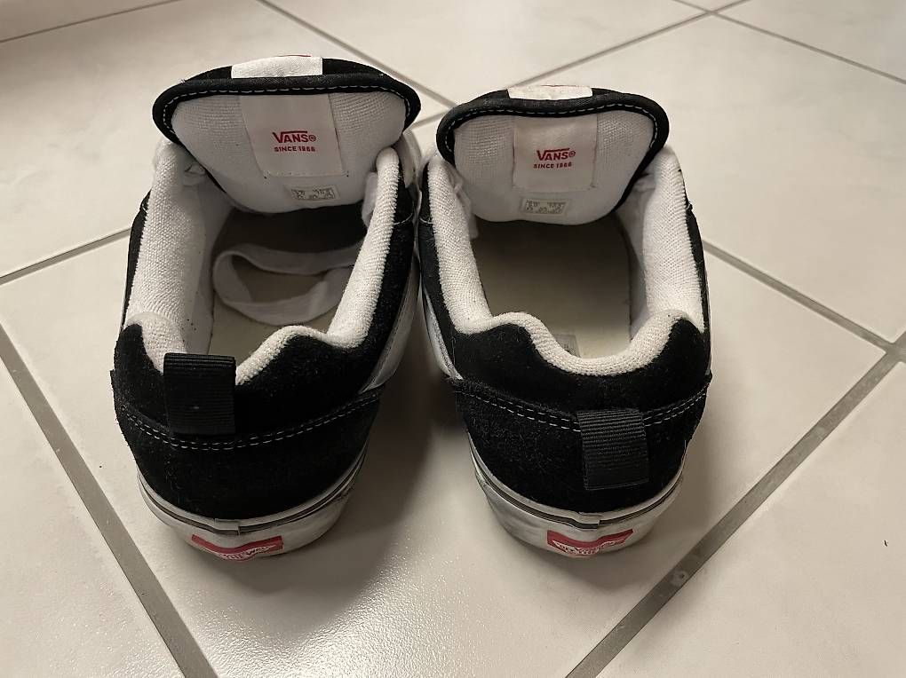 Scarpe da uomo: Vans-Schuhe schwarz, Grösse 42 – Usato da Möriken AG venduto da nipamijule 1