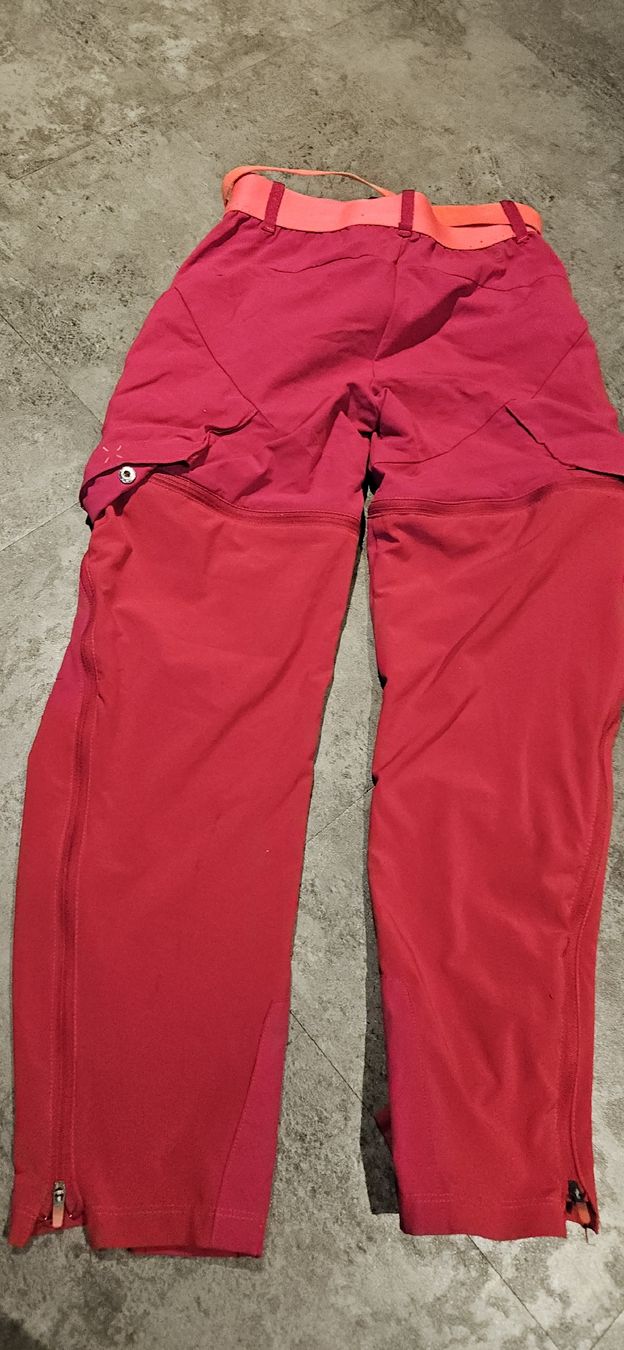 Pantaloni: Wanderhose Zipp Off, Gr 134 – Usato da Schönholzerswilen venduto da rs__6htq
