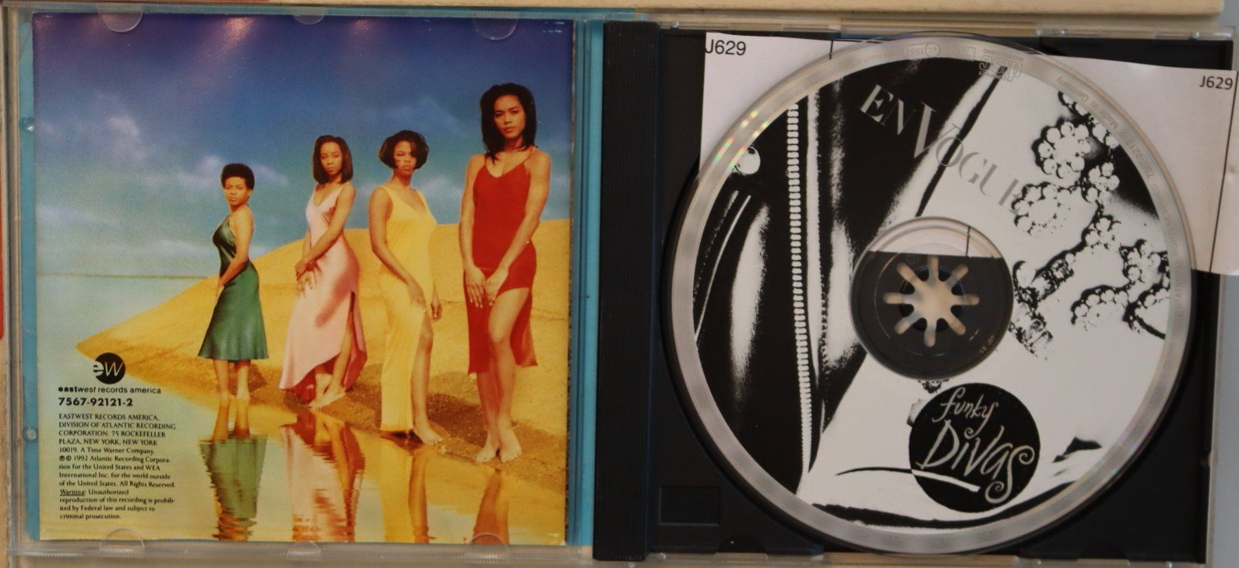 CD: En Vogue – Funky Divas – Usato da Luzern venduto da CONTENTI 1