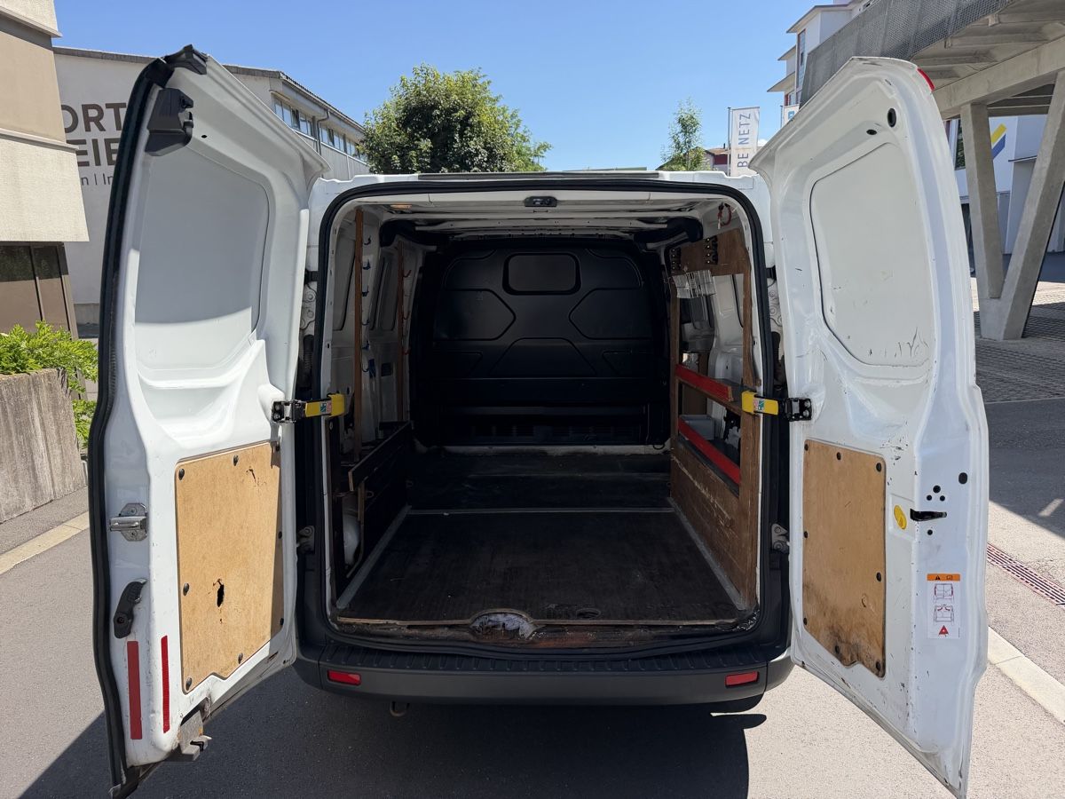 Ford Veicoli commerciali: Ford Transit Custom 2.2 Diesel – Usato da Luzern venduto da Domgjoni_Benz 7