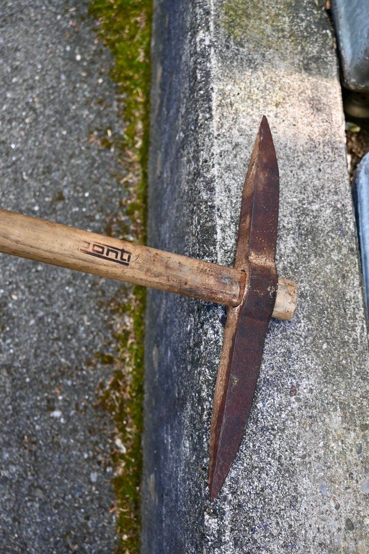 Tutti gli attrezzi: alter handgeschmiedeter STEINHAMMER Spitzhammer L 60cm B40cm – Usato da Pfaffhausen venduto da mono_rec 4