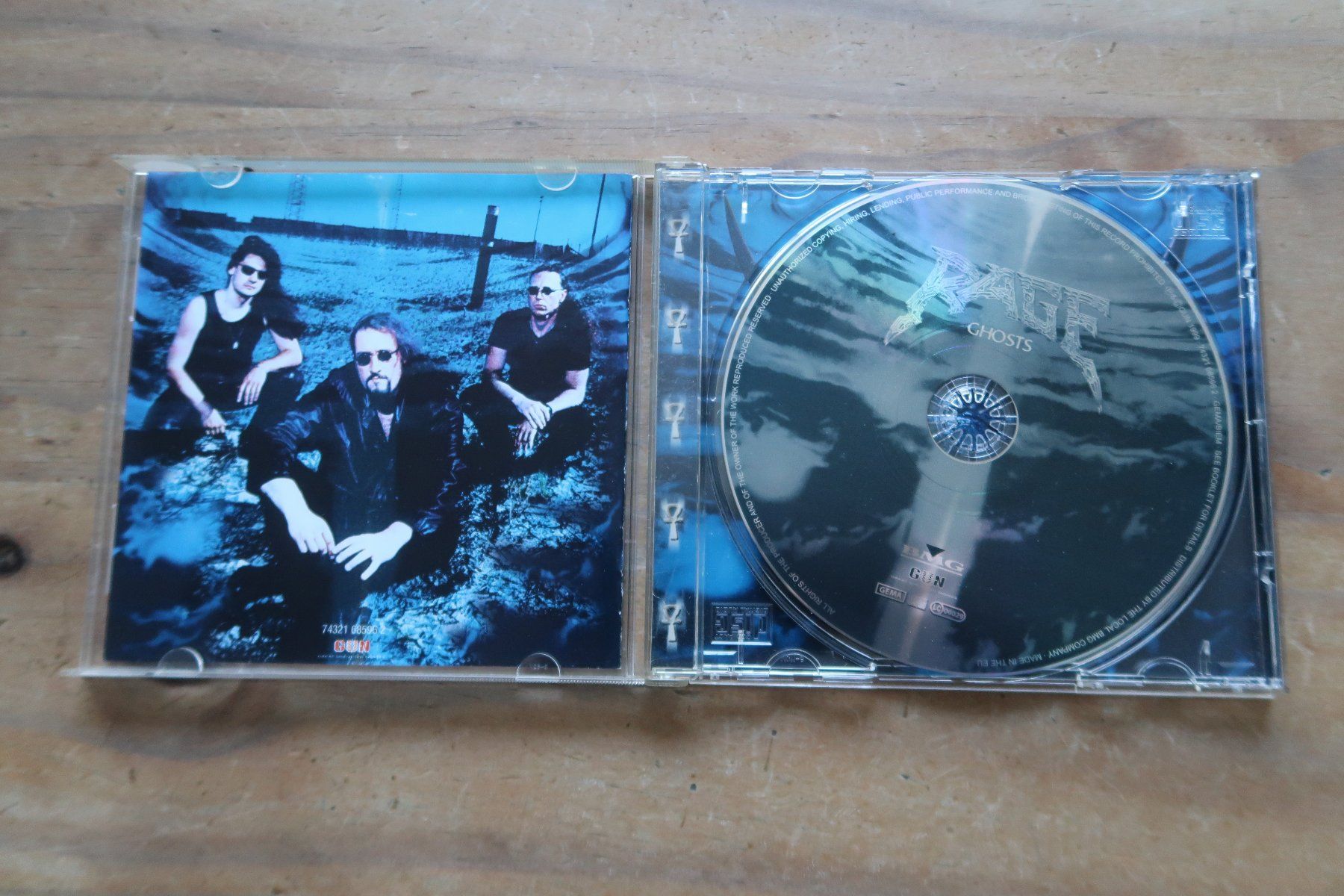 CD: RAGE - GHOSTS - CD – Usato da Basel venduto da Patiscat 3