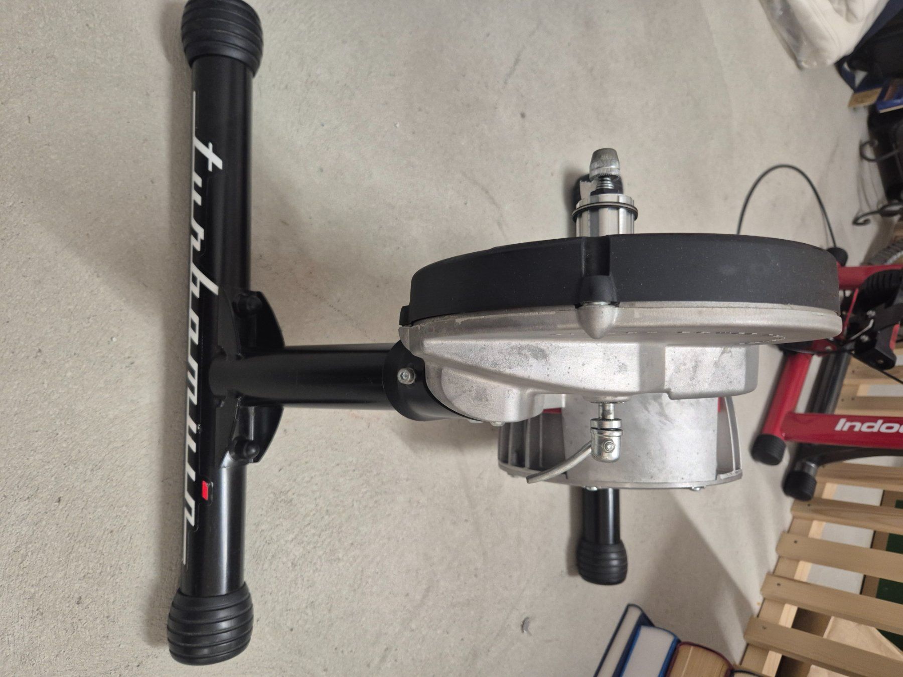 Korpus: Velo Rollentrainer – Gebraucht aus St. Gallen von ali_tms5 1