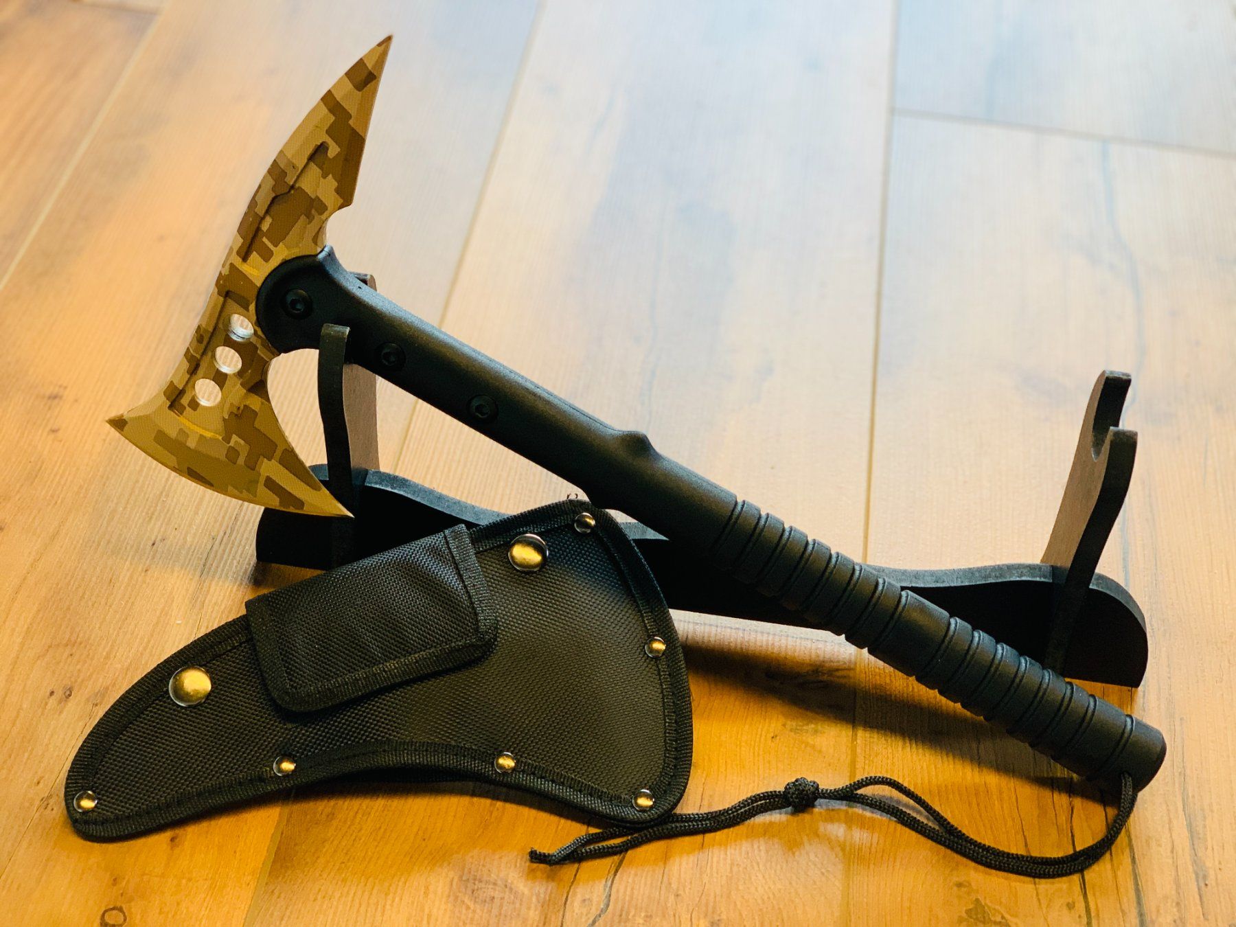 Militärmesser: Tactical Messer AXT Camouflage BRAUN 39cm NEU – Neu und originalverpackt aus Bergdietikon von shopAgent