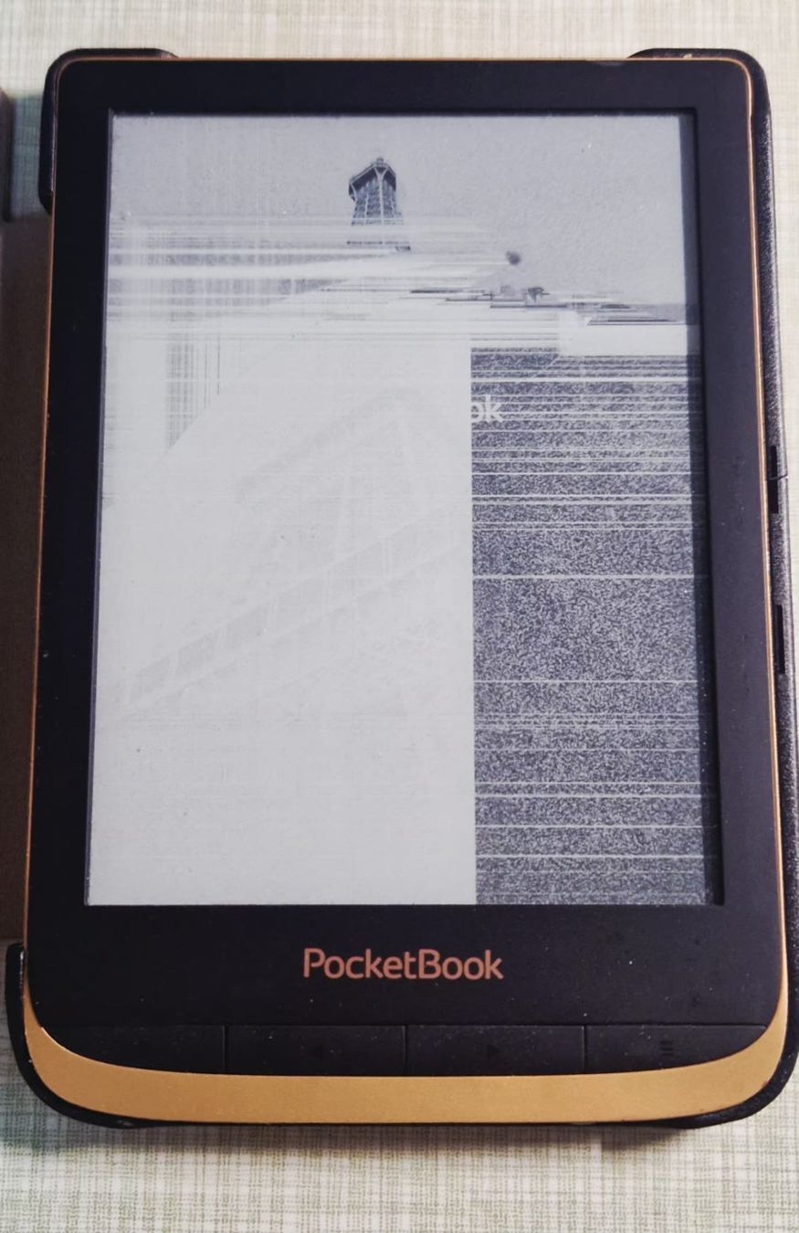 PocketBook Tablet PC: Pocketbook HD Touch 3 DEFEKT – Gebraucht aus Zürich von Serz 1