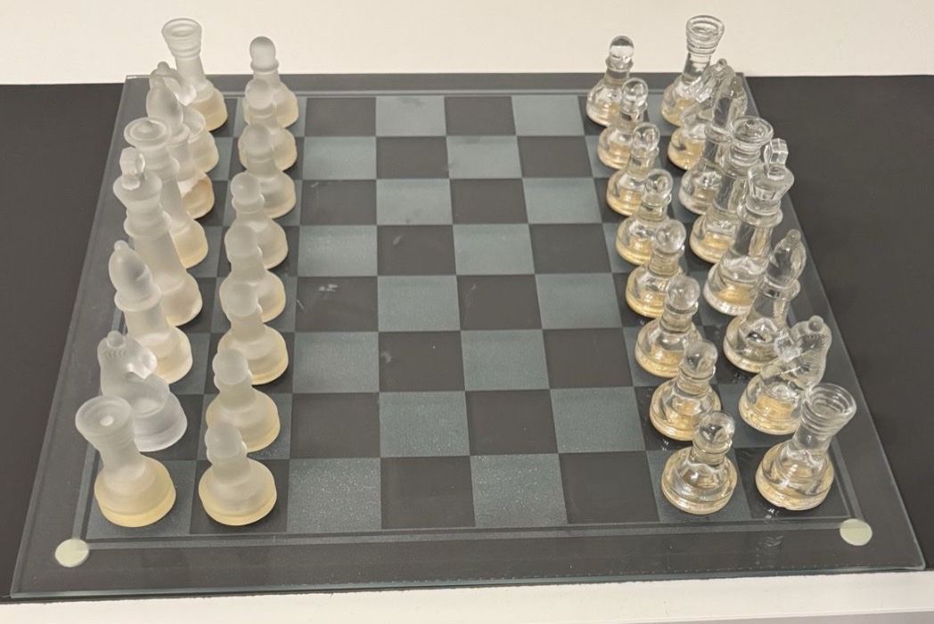 Giochi: Schachspiel Glas transparent – Usato da Wallisellen venduto da nico08h