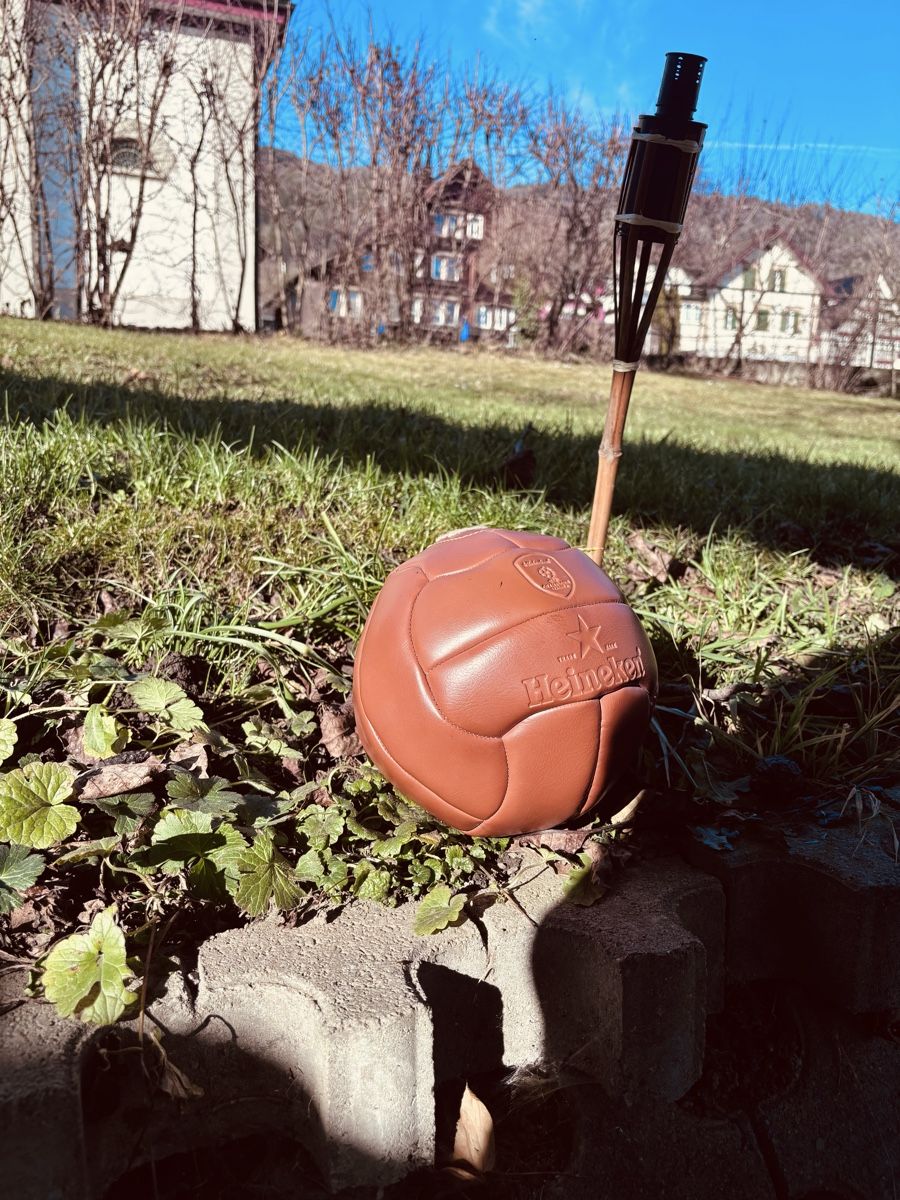 Palloni: Vintage Fussball! – Usato da Rebstein venduto da V4DELUXE 1