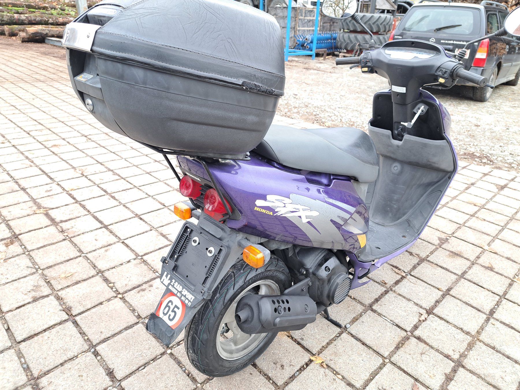 Honda Scooters: Honda SFX 50 mit MFK Roller Scooter – Gebraucht aus Hallau von  3