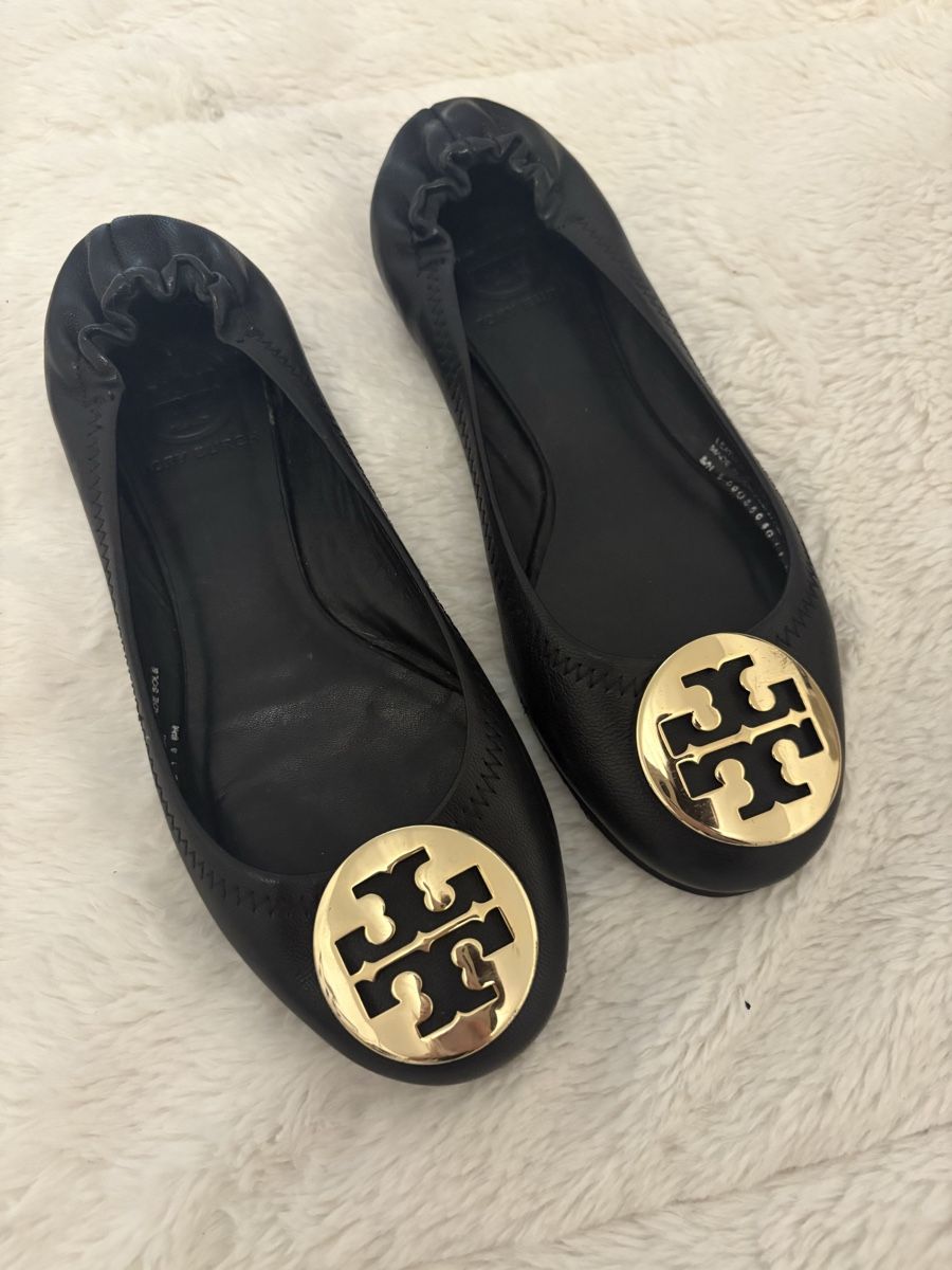 Tory Burch Scarpe da donna: Tory Burch Leder-Ballerinas Schwarz / Gold – Usato da Dörflingen venduto da Raskan