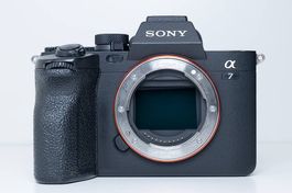 Sony a7 iv
