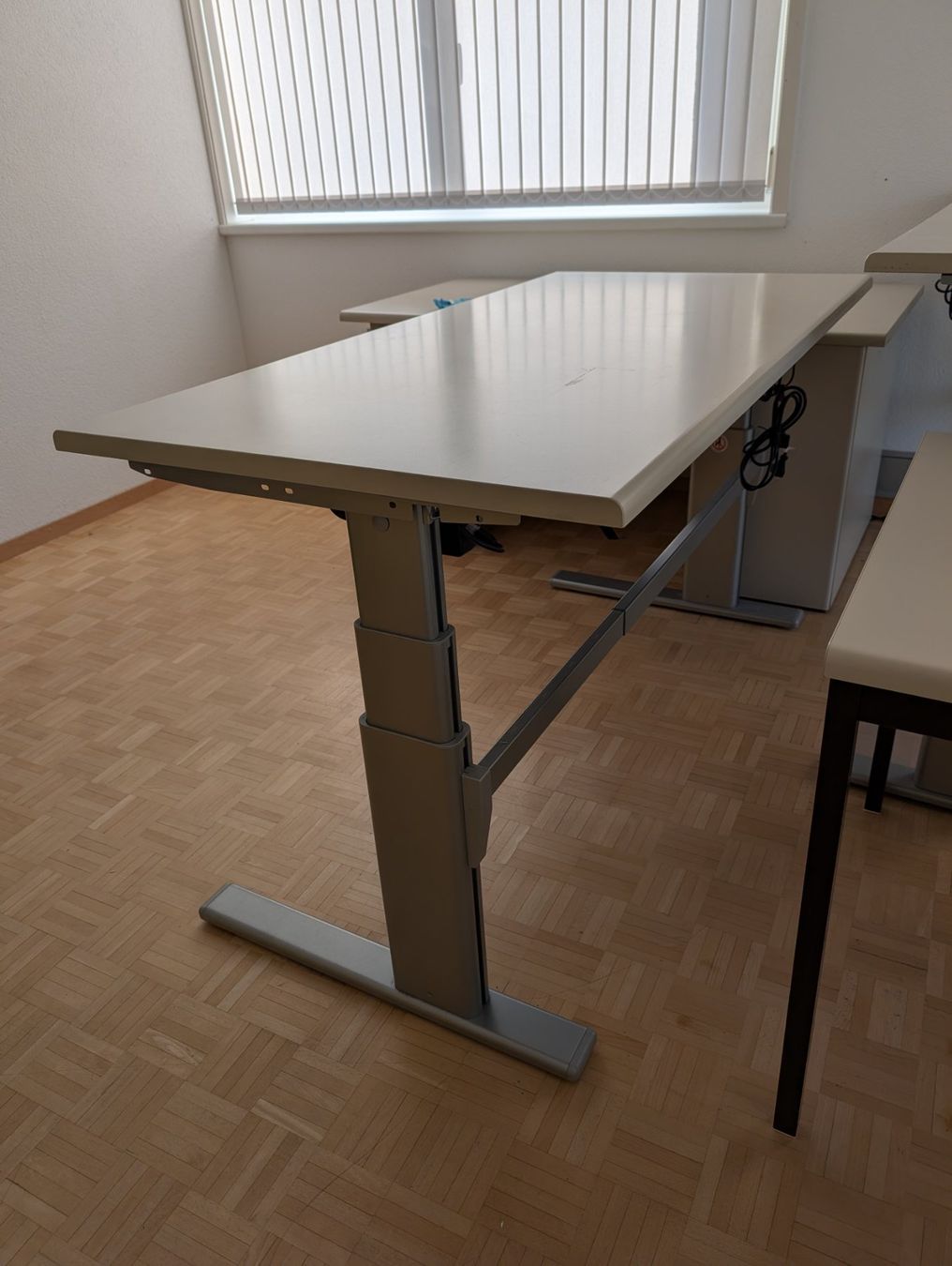 Scrivanie: Sitz-Steh-Bürotisch – Usato da Wil SG venduto da Yves_marion 4