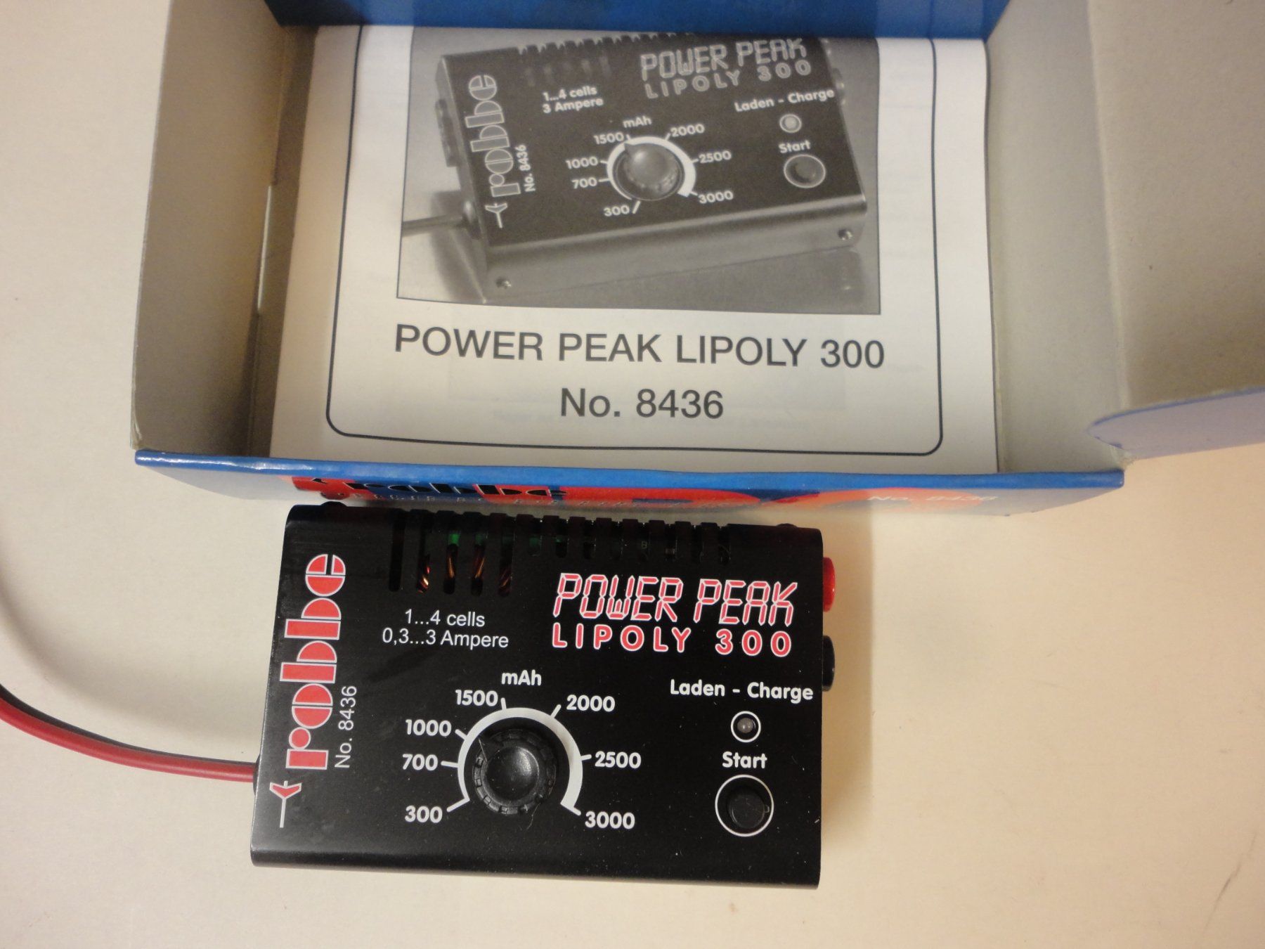 Robbe Batterie, Caricabatterie & Alimentatori: Robbe Power Peak Lipoly 300 Ladegerät – Nuovo e nell'imballaggio originale da Horgen venduto da RcModell 3