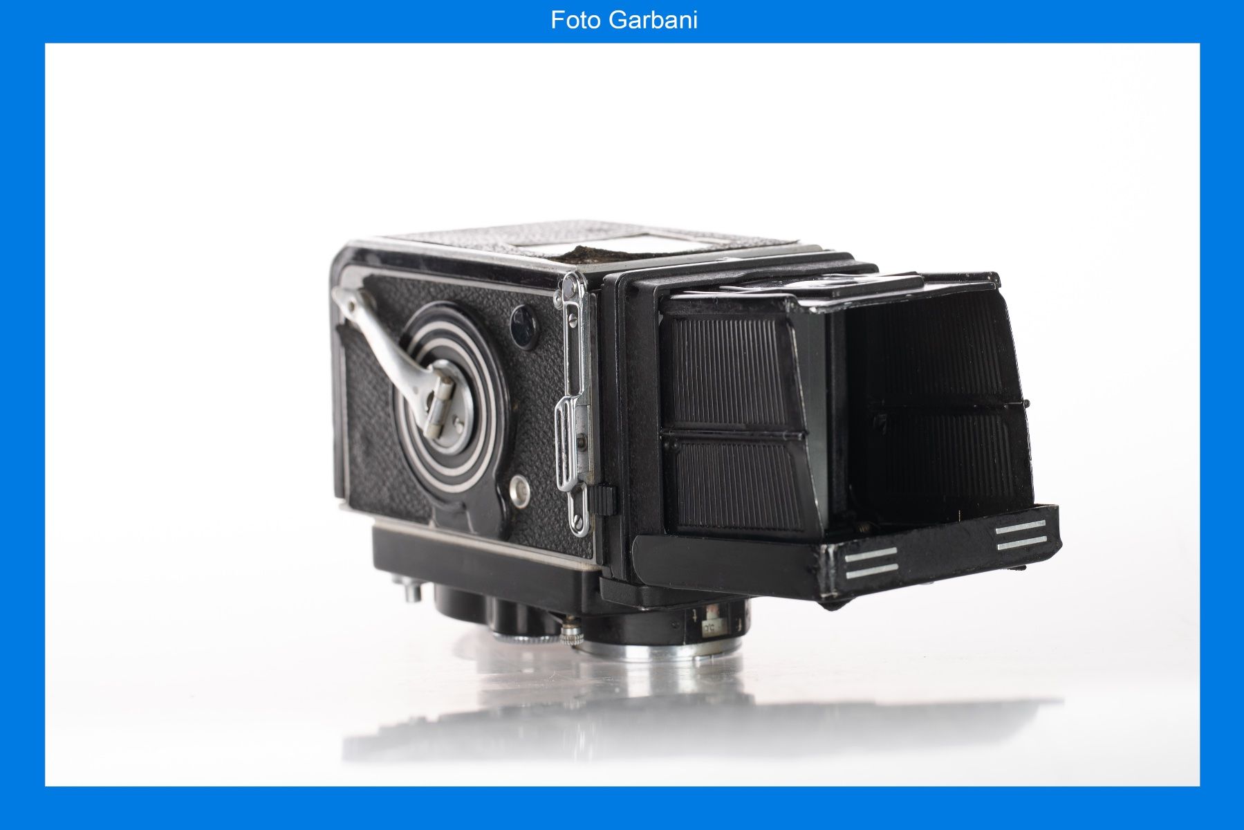 Rollei Fotocamera: Rolleiflex Model F – Usato da Muralto venduto da FotoGarbani 4